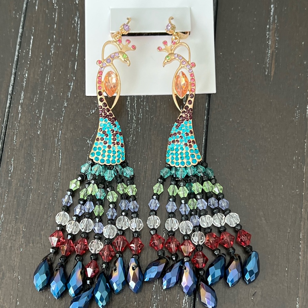 Betsey Johnson Earrings - Picture 6 of 8